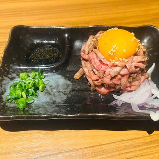 最幸の佐賀牛炙りユッケ(炭火焼肉　まるじゅう )