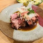 地鶏のタタキみょうが添え(やきとり 鳥や)