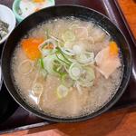 豚汁定食(品川ひおき)