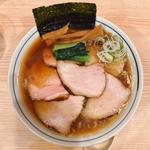 チャーシュー醤油らーめん(らーめん3000)