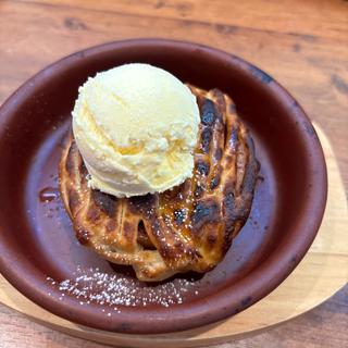 焼きたて林檎パイ(オリーブの丘 東上尾店)