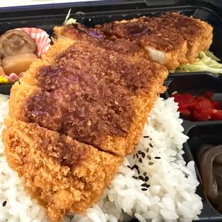 トンカツ弁当
