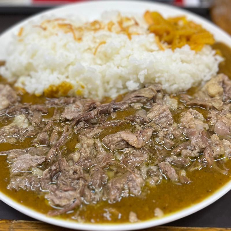  牛すじカレー並盛牛すじトッピング(牛すじカレー 小さなカレー家 大久保店)