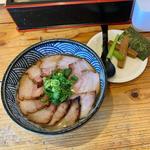 にぼししょうゆらーめん 吊るし焼きDEチャーシュー麺