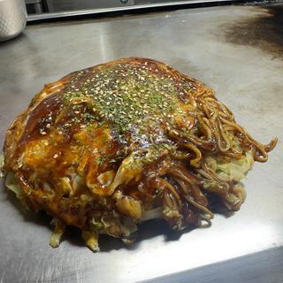 そば入り肉玉(お好み焼きたちこま )