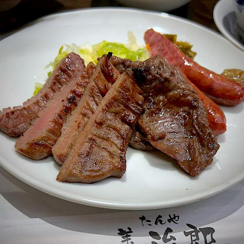 ランチ牛たん・牛ハラミ焼定食(たんや善治郎二日町店)