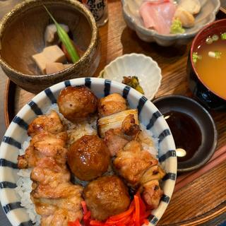 焼き鳥丼セット大盛り(刺身付き)