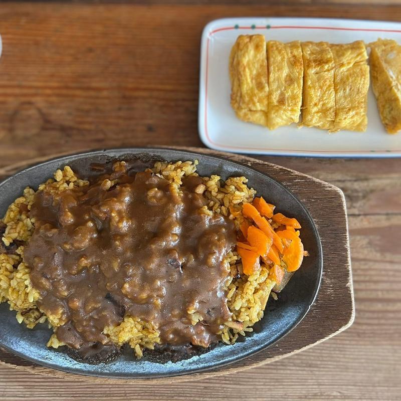 ドライカレー 玉子焼き(お食事処 銀丁)