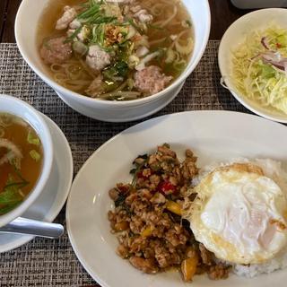 スペシャルランチ(タイ料理アヨタヤ)