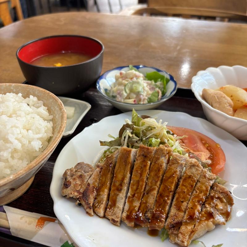 日替わり定食(てんとう虫 )