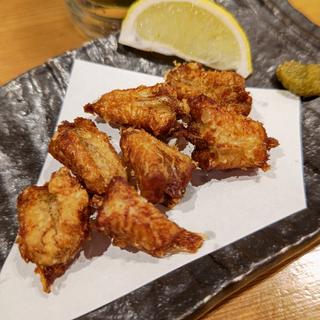 ふぐの骨付き唐揚げ(鮨・酒・肴 杉玉 大船)