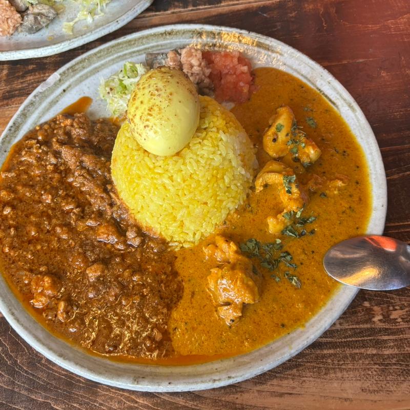 2種あいがけ(ボマイェ)