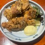 ももの唐揚げ(居酒屋 又吉商店)