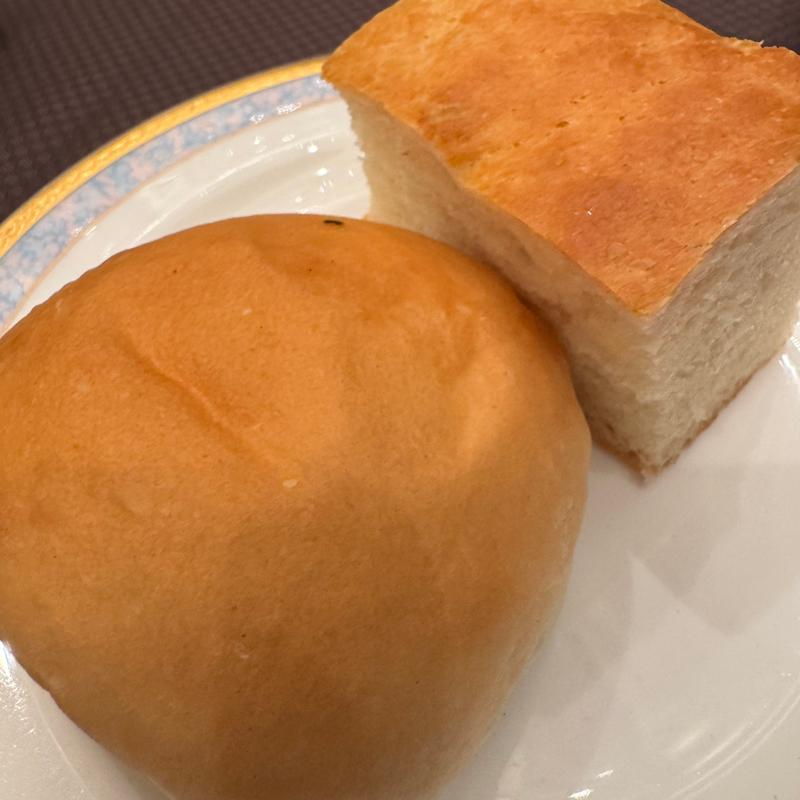 米粉パンとフォカッチャ(フェニックス・シーガイア・リゾート)