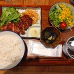 鶏の特製たれ焼き定食