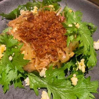 パパイヤとシーフードのサラダ(サーワーンビストロ)