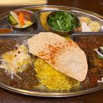 (カフェ＆カレーボタ)