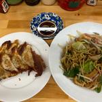 焼きそば　餃子