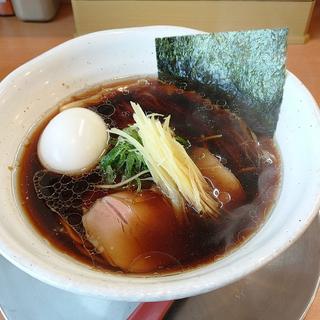 生姜らーめん 濃い醤油ダレ 玉子