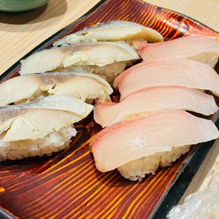 寿司食べ放題100種(きづなすし 秋葉原店)