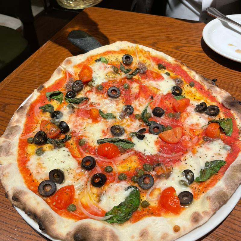 ピザ シチリア(ペルアデッソ東海 KITTE名古屋店)