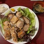 鶏唐と炙りチャーシューがぁドン　大