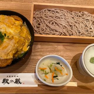 カツ丼そばセット