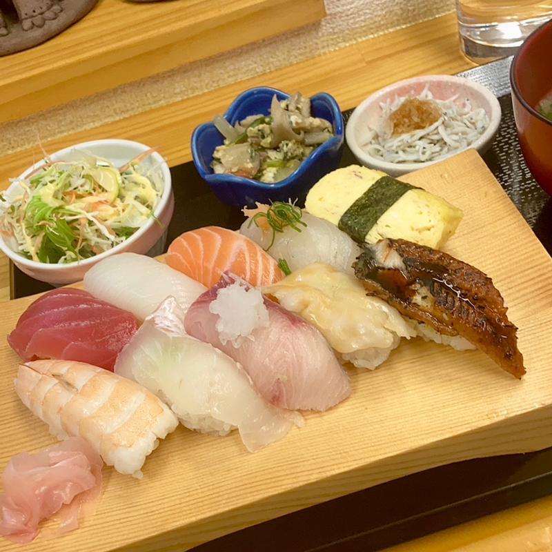 おまかせ寿司ランチ(ふぁいみぃる )