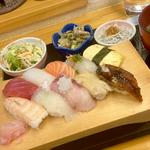 おまかせ寿司ランチ(ふぁいみぃる )