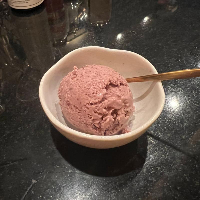 アイス（ダークチェリー）(Bar Incarnation)