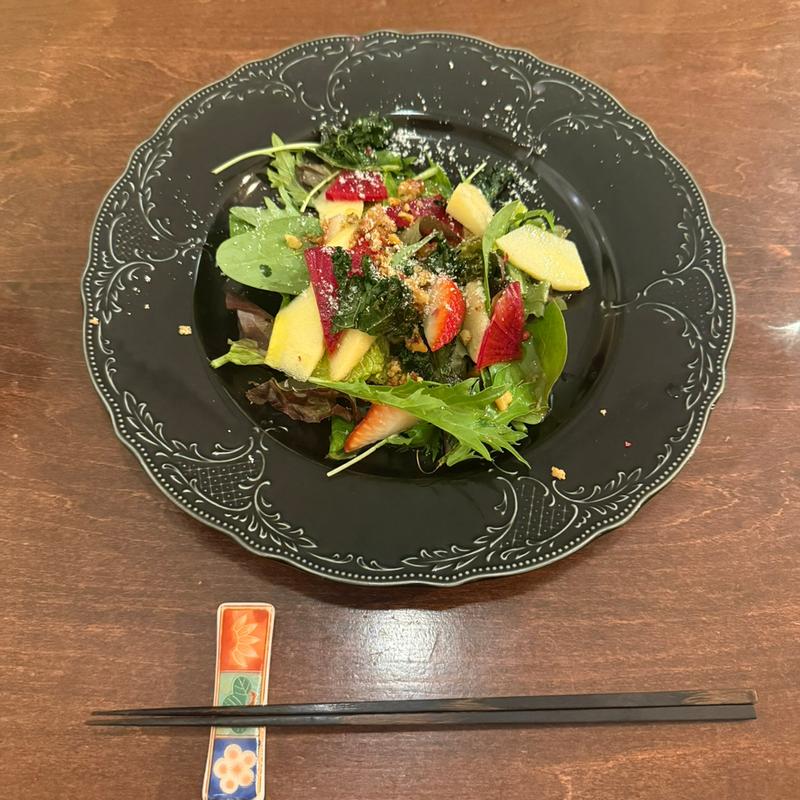 (麹と野菜とワインの小さな台所 Minoみーの)