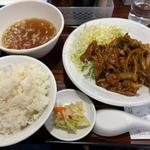 豚肉の黒コショウ炒め定食