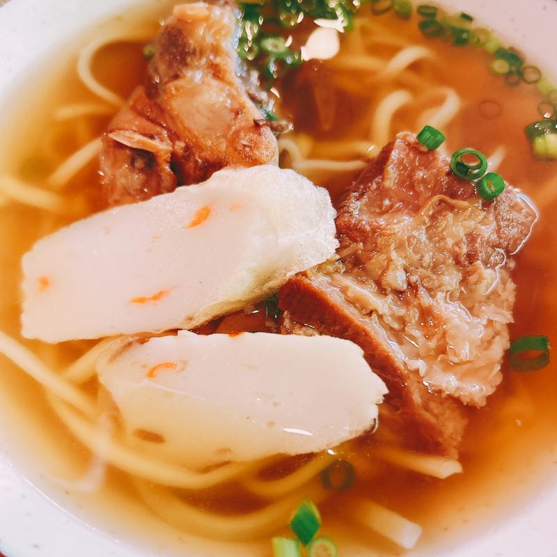 沖縄そば(百年古家 大家（うふやー）)