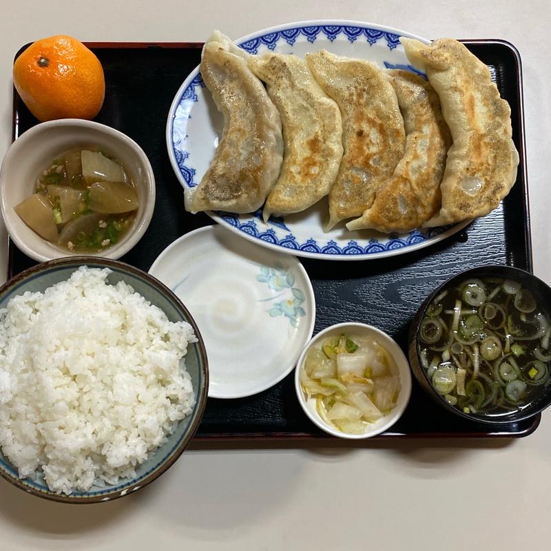 ギョーザ定食(味吉 （アジキチ）)