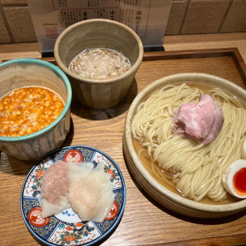 つけ汁2種 ちょっとずつつけ麺(もちだや)