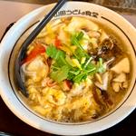 黒舞茸の彩りあんかけうどん