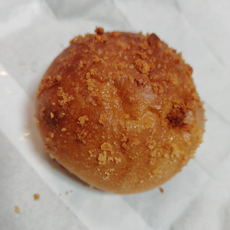 レッドチキンカレーパン(目黒川ロータス)