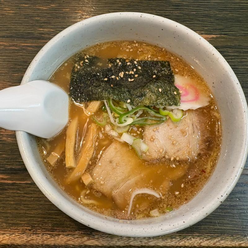 醤油ラーメン(らーめん山頭火 美瑛店)