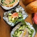 玉子とサーモンと〆鯖の巻き寿司(寿司セット)(きまぐれ キッチン)