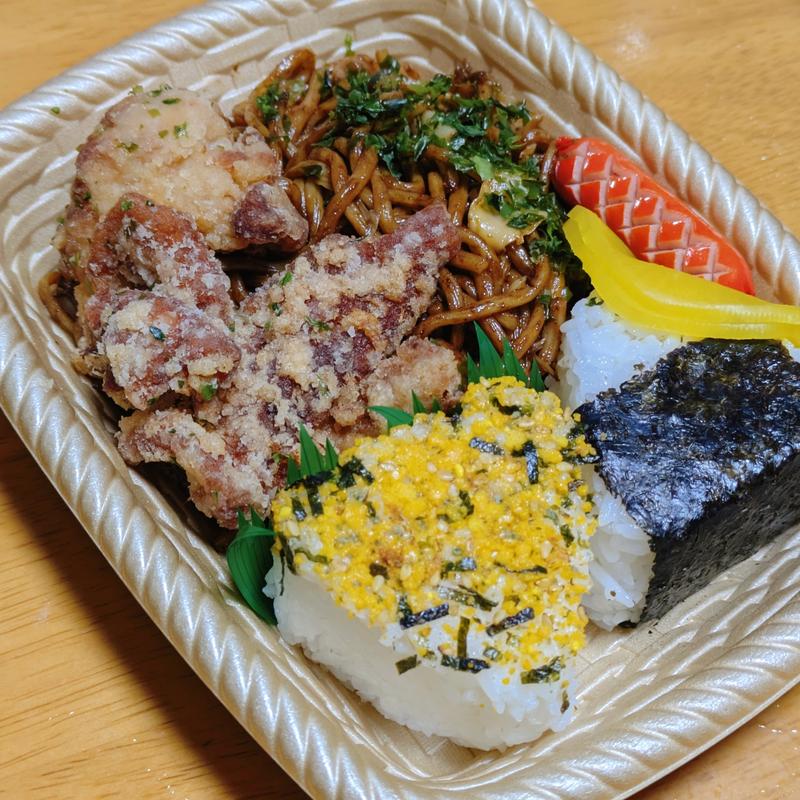 ミニおにぎり焼きそばセット(マミーマート 足立島根店)