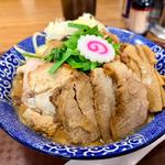 白菜ときのこたっぷり味噌らーめん＋チャーシュー(らーめん理庵)