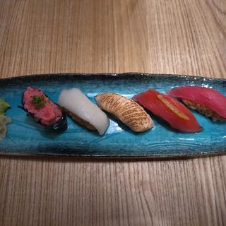 ネギトロ軍艦＆えんがわ＆炙りサーモン＆漬けまぐろ＆まぐろ