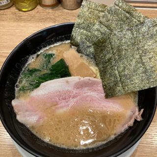 Premium 豚骨醤油らぁ麺