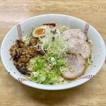 塩チャーシュー麺 中盛 1.5玉