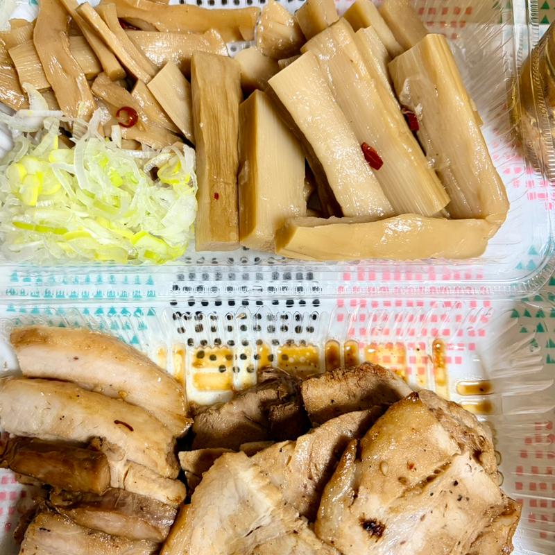 テイクアウトチャーシュー＋メンマ(らーめん理庵)