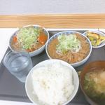 もつ煮あい盛り特盛り醤油、味噌(もつ乃)