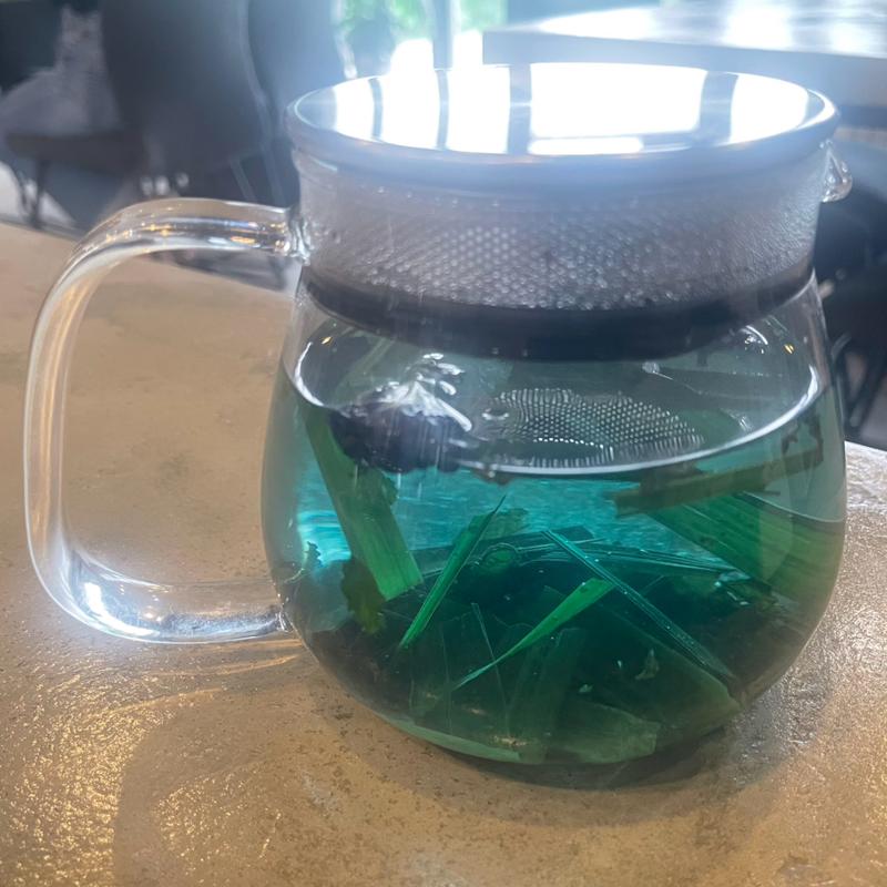 自家製ハーブティ(cafe Surin)