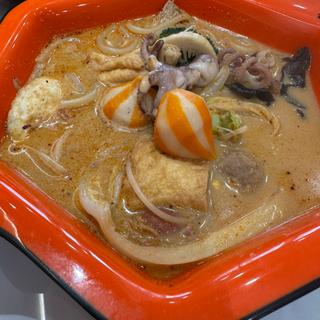 麻辣担(李暁七マーラータン新大久保店)