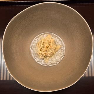 加能ガニのリゾット(鮨 髙橋 謙太郎)