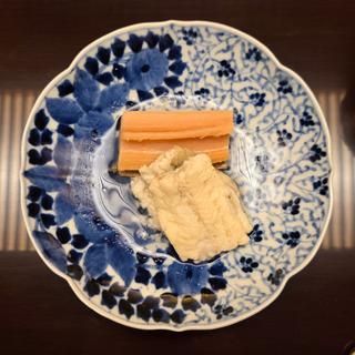 穴子塩煮 蒸し蓮根(鮨 髙橋 謙太郎)